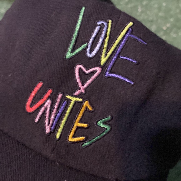 Adidas strap back hat - Picture 5 of 7